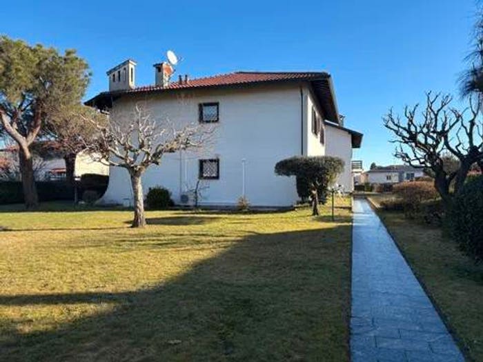 Appartamento trilocale in vendita in Via San Martino, Centro, Somma Lombardo