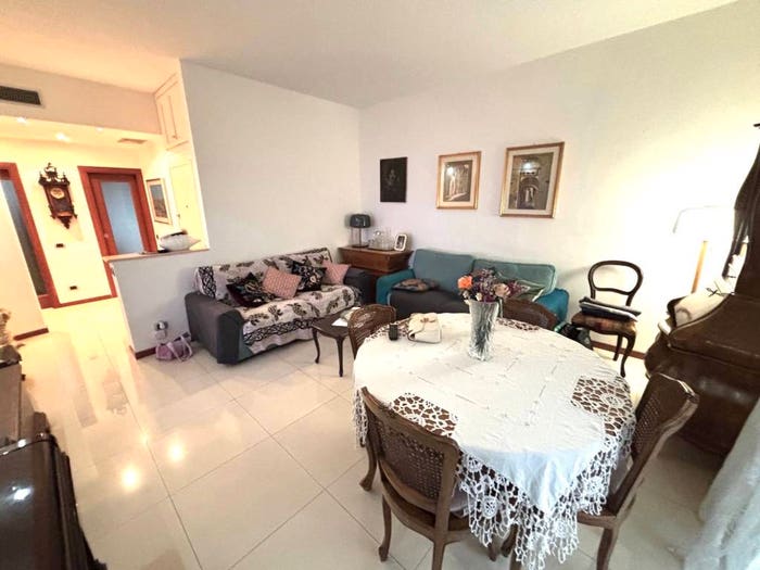 Appartamento trilocale in vendita in Via Cenisio, Cenisio, Milano