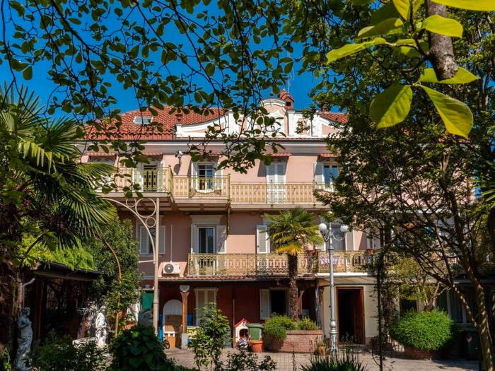 Casa con 6 locali in vendita in Via Comissetti, Centro, Pianezza