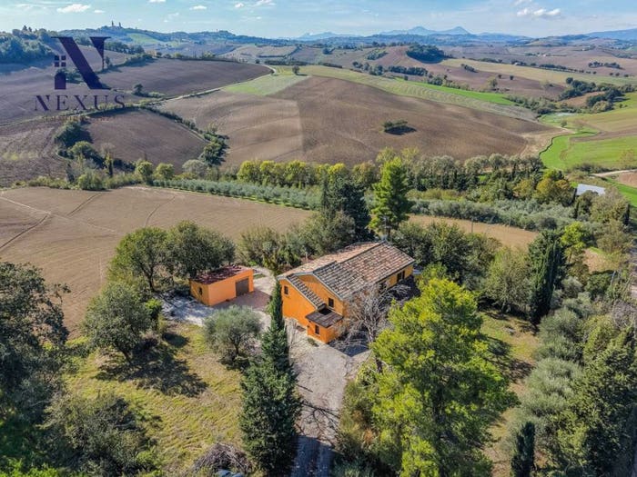 Casa con 6 locali in vendita in San Giorgio Di Pesaro, Terre Roveresche