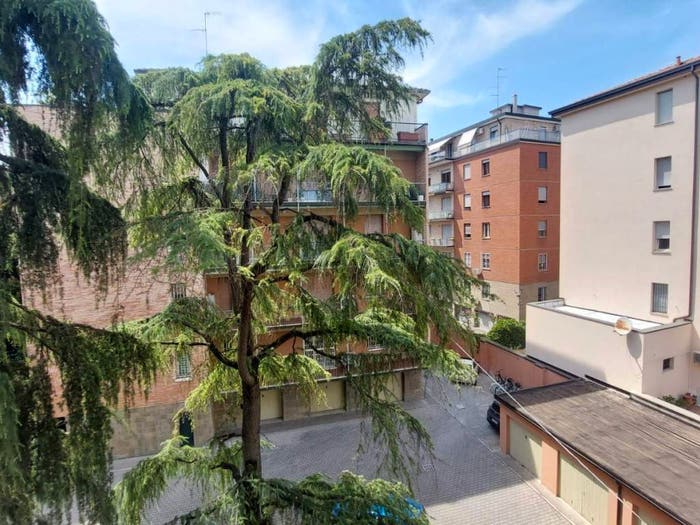 Appartamento quadrilocale in vendita in Via Antonio Zanolini, Massarenti, Bologna
