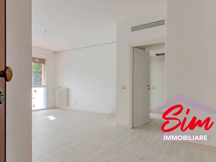 Appartamento trilocale in vendita in Via Caviggioli snc, Bicocca, Novara