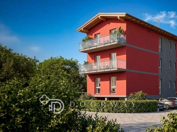 Casa in vendita in Via Bellinzona, Monte Olimpino, Como