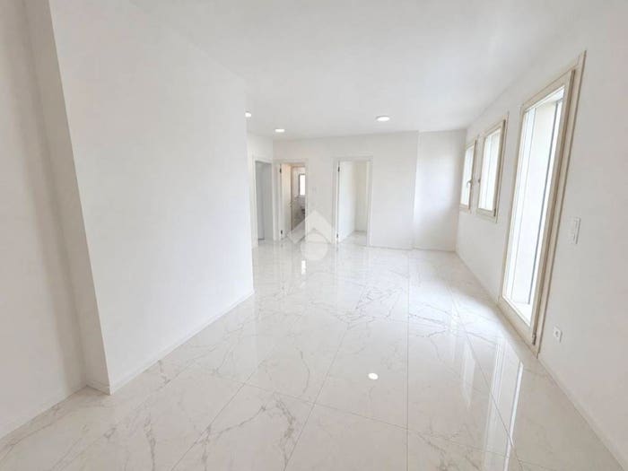 Appartamento quadrilocale in vendita in Via Aosta, Sacra Famiglia Basso Isonzo, Padova