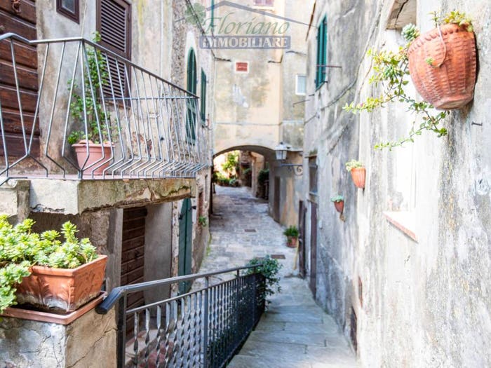 Appartamento trilocale in vendita in Via Giuseppe Garibaldi, Centro, Capalbio