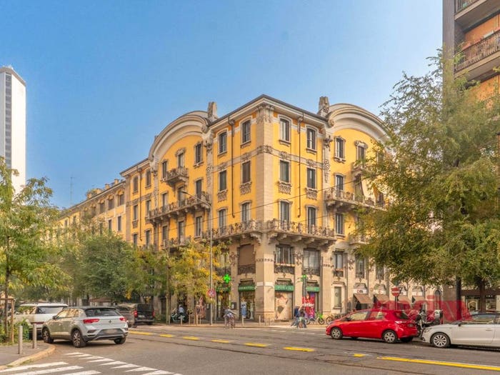 Appartamento trilocale in vendita in Via Fabio Filzi, Centrale, Milano