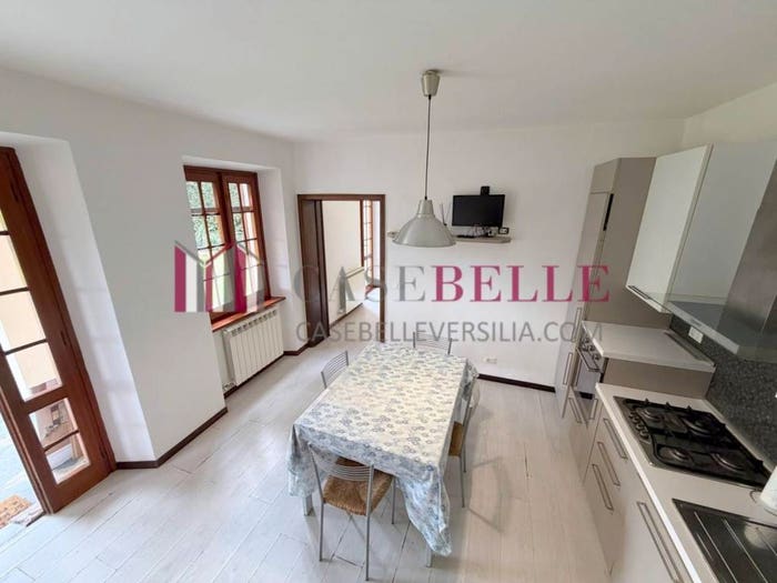 Casa quadrilocale in vendita in Via del Mattatoio, Camaiore Paese, Camaiore