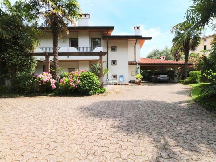 Casa trilocale in vendita in Viale Liberta', Centro, Cividale del Friuli