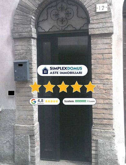 Appartamento con 6 locali in vendita in Ercole Ronconi, Centro, Sigillo
