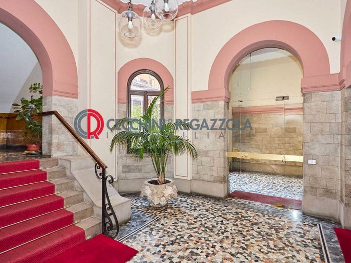 Appartamento trilocale in vendita in Via Settembrini, Buenos Aires, Milano