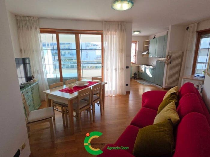 Appartamento con 5 locali in vendita in Lido Centro Ovest, Jesolo