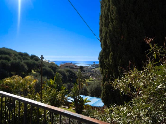 Appartamento trilocale in vendita in via Pisciavina, Via Romana, Bordighera