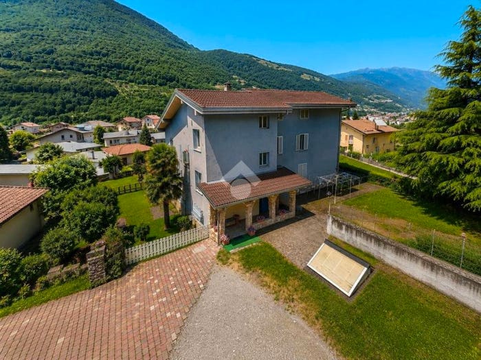 Casa quadrilocale in vendita in Via Stazione, Poggiridenti