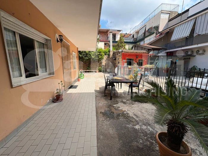 Appartamento quadrilocale in vendita in Via Roma, Orta di Atella