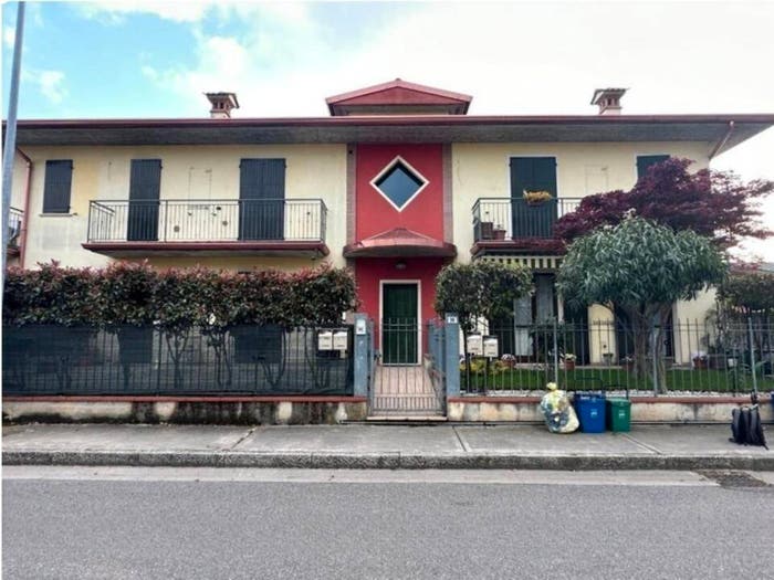 Appartamento bilocale in vendita in Via Caterina Dell'olmo Snc, Centro, Bagnolo Mella