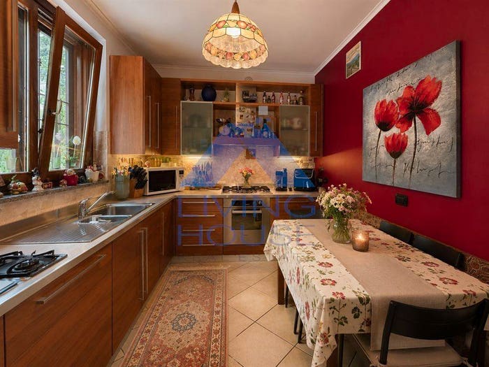 Casa con 5 locali in vendita in Via Donatori del Sangue, Lesmo