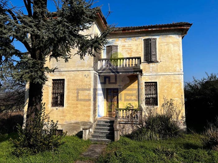 Casa con 6 locali in vendita in via marconi, Isola Dovarese