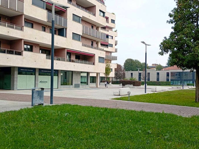 Appartamento trilocale in vendita in Viale Risorgimento, Semicentro, Vimercate