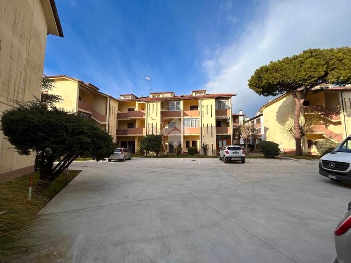 Appartamento trilocale in vendita in Viale A Manzoni, Lido degli Estensi, Comacchio