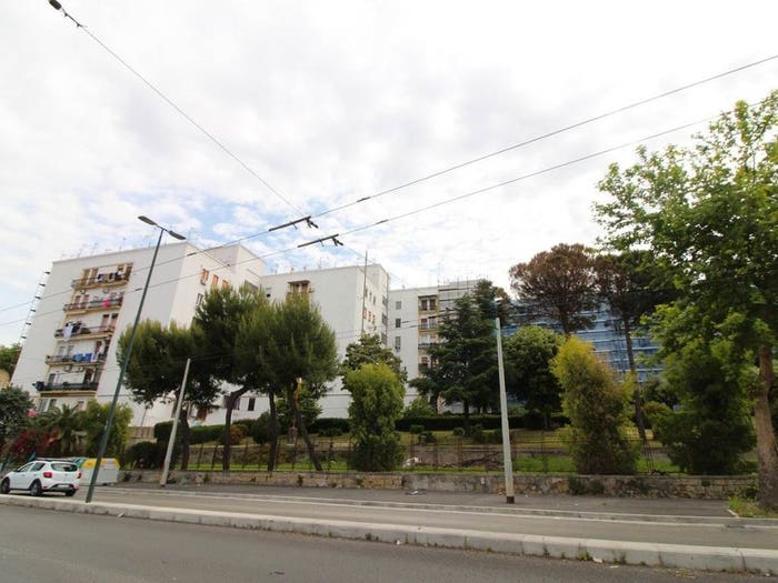 Appartamento bilocale in vendita in Via Vincenzo De Giaxa, Poggioreale, Napoli