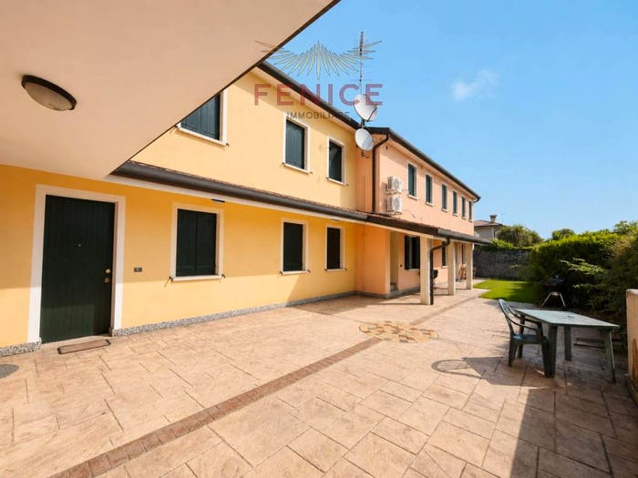 Appartamento trilocale in vendita in Via San Martino, Musano, Trevignano