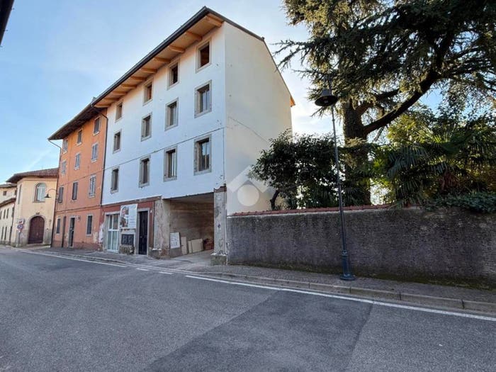 Appartamento trilocale in vendita in Via Liciniana, Centro, Martignacco