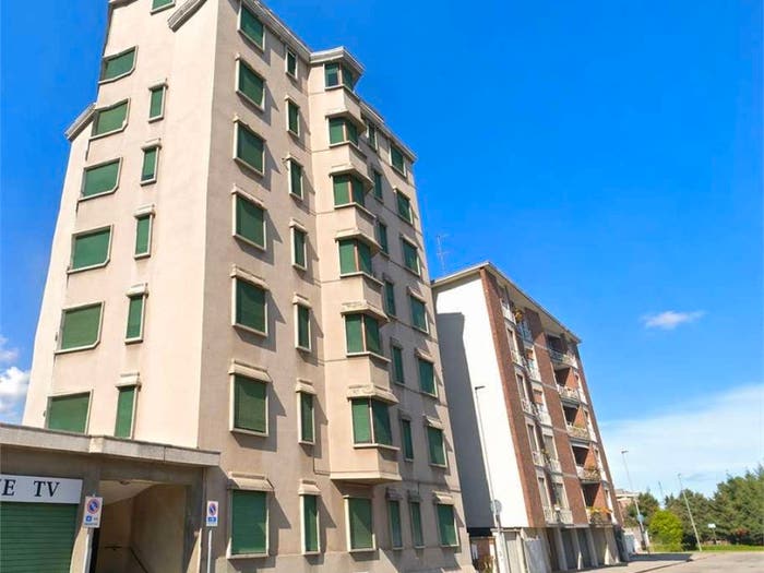 Appartamento trilocale in vendita in VIA SADALGISO, Centro Stazione, Novara