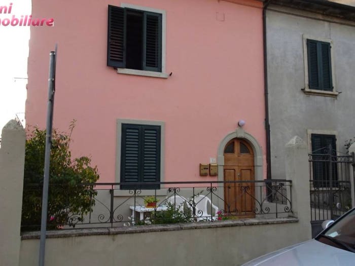 Appartamento quadrilocale in vendita in Via A Bocci, Soci, Bibbiena