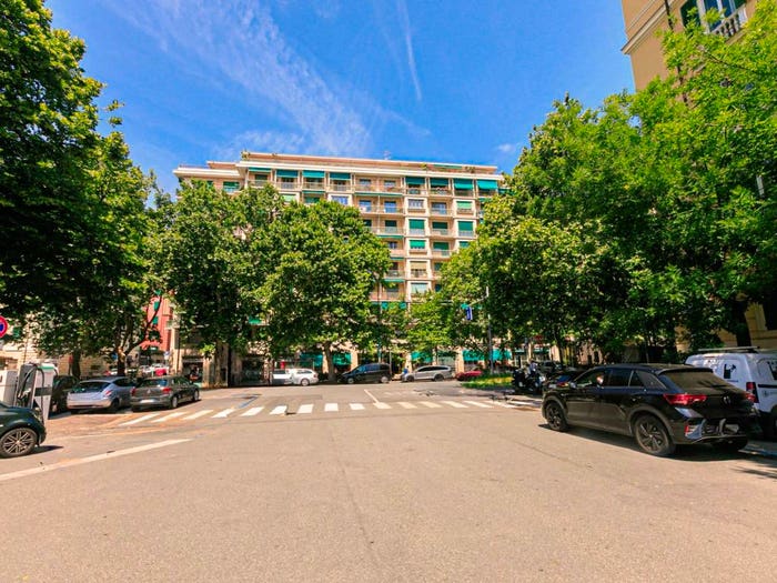 Appartamento con 6 locali in vendita in Via Corsica, Carignano, Genova