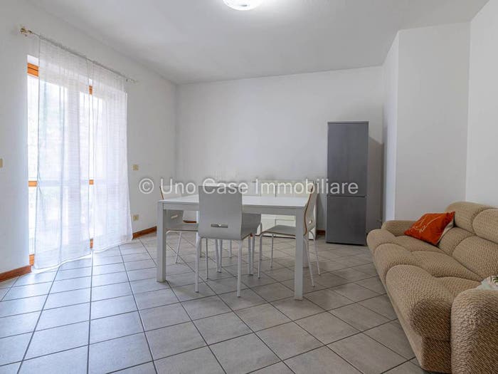 Appartamento trilocale in vendita in Via Circonvallazione, Centro, Romano Canavese
