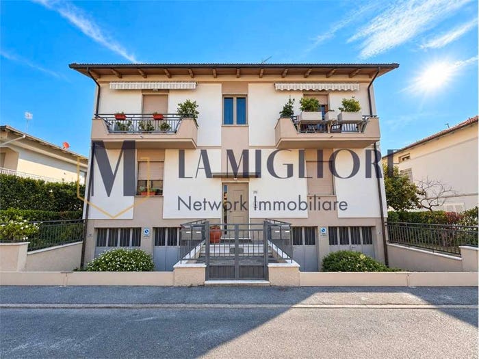 Appartamento con 5 locali in vendita in Via Giotto, Fornacelle, Montemurlo