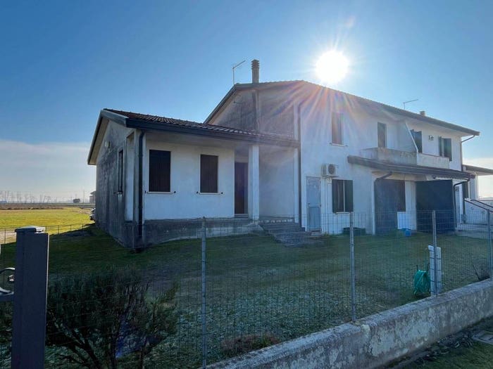 Casa con 6 locali in vendita in Via Canal di Valle, Sant'Anna Cavanella d'Adige, Chioggia