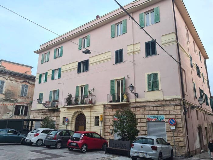 Appartamento trilocale in vendita in Piazza Giuseppe Garibaldi, Centro, Città Sant'Angelo