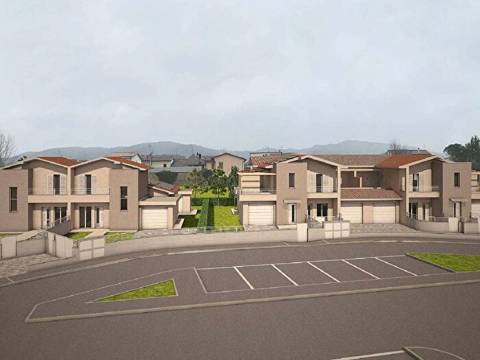 Casa con 5 locali in vendita in Strada Provinciale Cantagrillo Vergine dei Pini, Serravalle Pistoiese