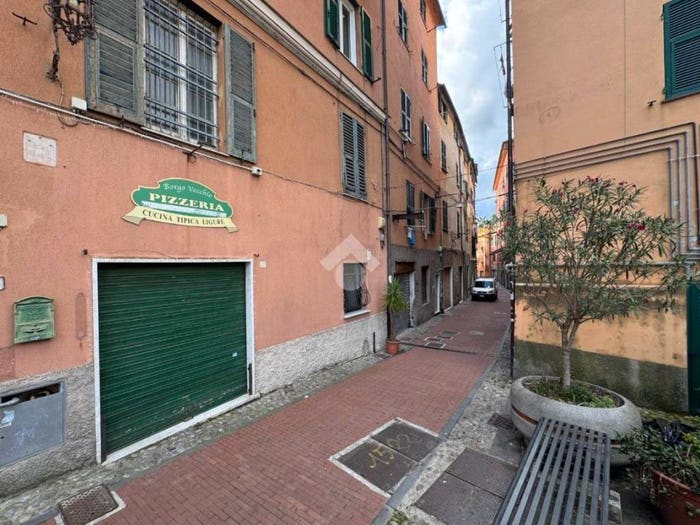 Appartamento bilocale in vendita in Via Beata Chiara, Pontedecimo, Genova