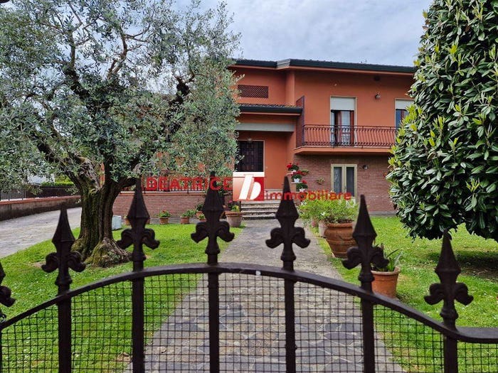 Casa con 6 locali in vendita in VIA DELLE VOLPI, Pieve San Paolo Santa Margherita, Capannori