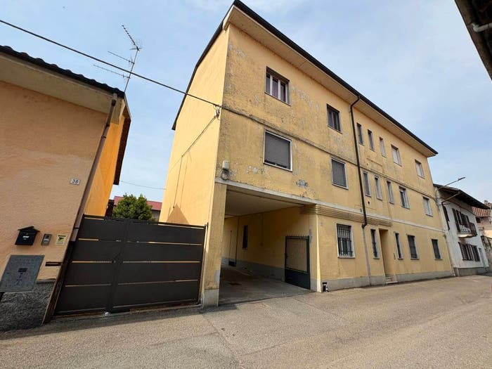 Appartamento bilocale in vendita in Via Silvio Pellico, Bianzè