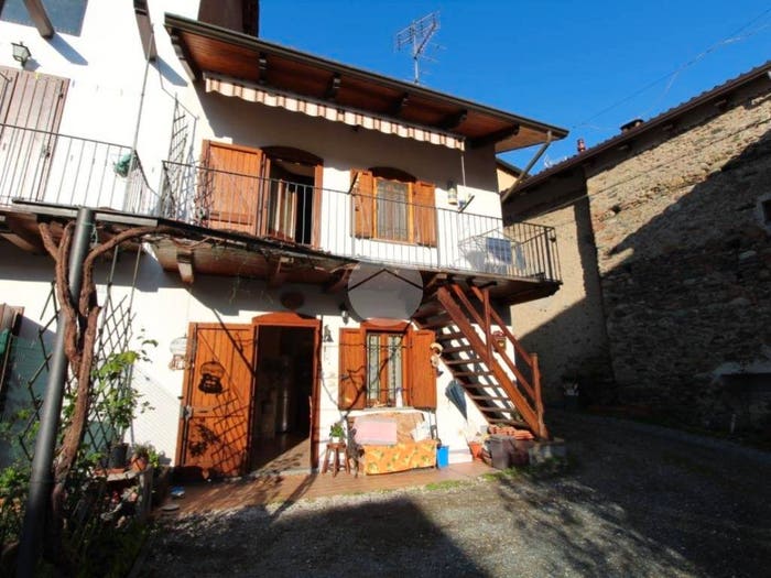 Casa trilocale in vendita in Via Rocci, Almese Rivera, Almese