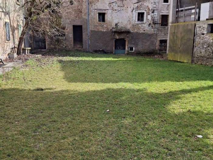 Casa quadrilocale in vendita in Via Tessari, Badia Calavena