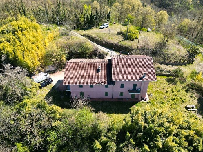 Casa con 6 locali in vendita in Via Collina del Negro, Cortazzone