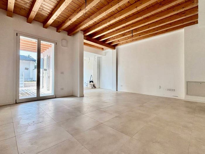 Casa quadrilocale in vendita in Via Galileo Galilei, Castegnato