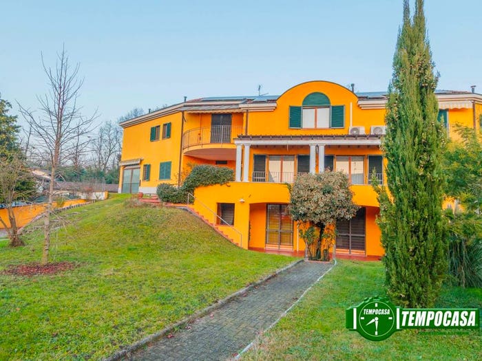 Casa con 5 locali in vendita in Via Riviera, Torre d'Isola