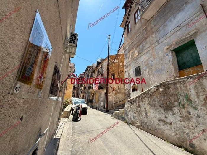 Appartamento trilocale in vendita in Via Giuseppe Verdi, Centro, Monreale