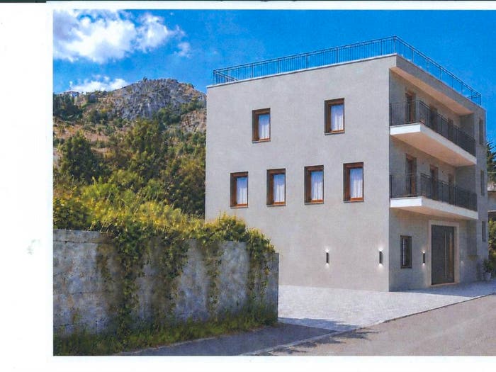 Appartamento quadrilocale in vendita in Contrada Calcinara, Roccella Ionica