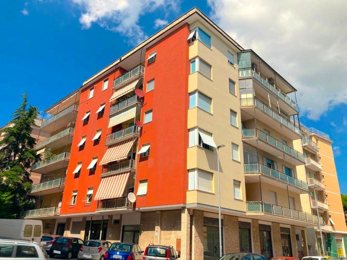 Casa trilocale in vendita in Via Giuliano da Majano, Centro, Macerata