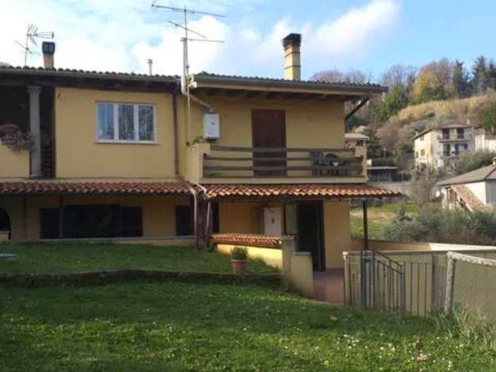 Casa trilocale in vendita in Via Pomario, Centro, Artena