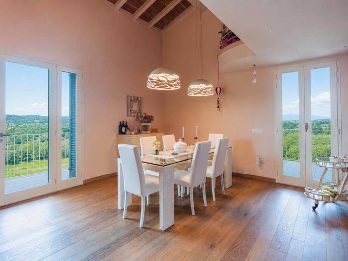 Casa con 6 locali in vendita in Centro, Peccioli