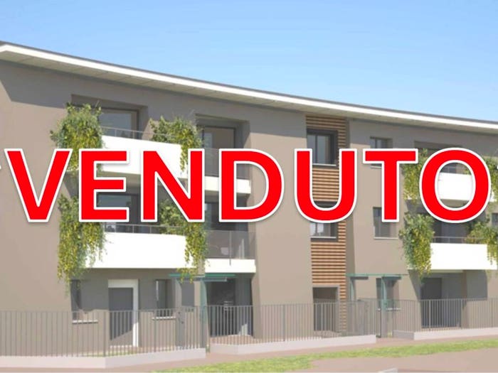 Appartamento trilocale in vendita in Via Guglielmo Oberdan, Centro, Arosio