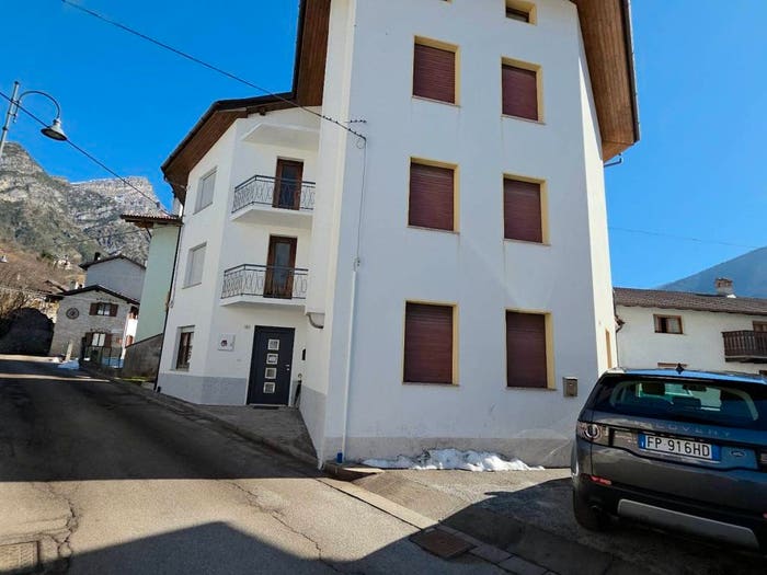 Casa con 5 locali in vendita in Via Giambattista Martini, Centro, Claut