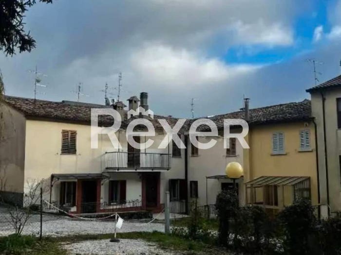 Appartamento con 5 locali in vendita in Via Roma, Centro, Carpegna